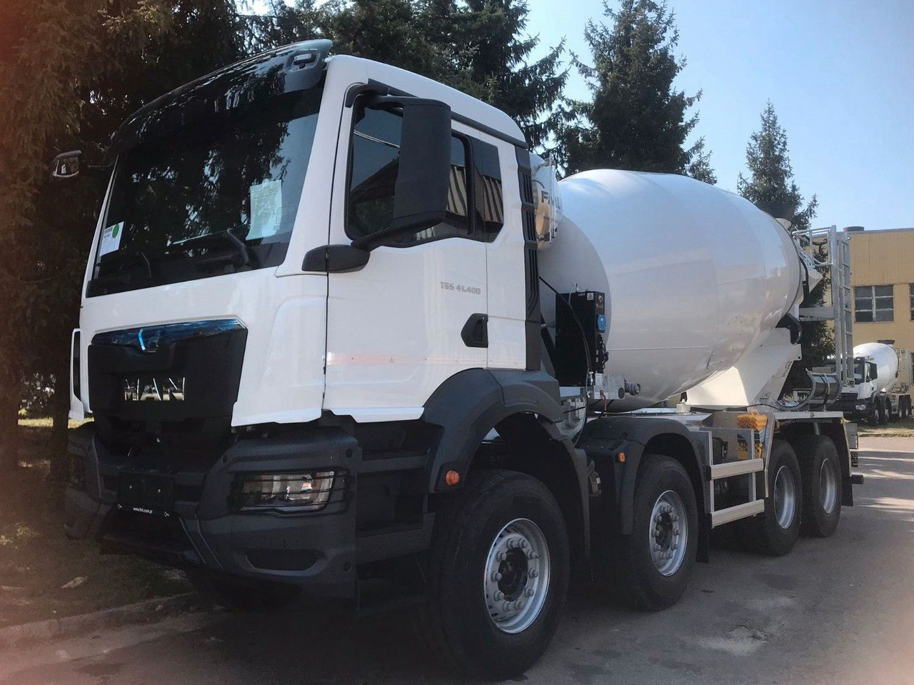 MAN TGS 41.400 EURO 2 FML 10 M3 - Concrete mixer truck: picture 2 MAN TGS 41.400 EURO 2 FML 10 M3 - Concrete mixer truck: picture 2