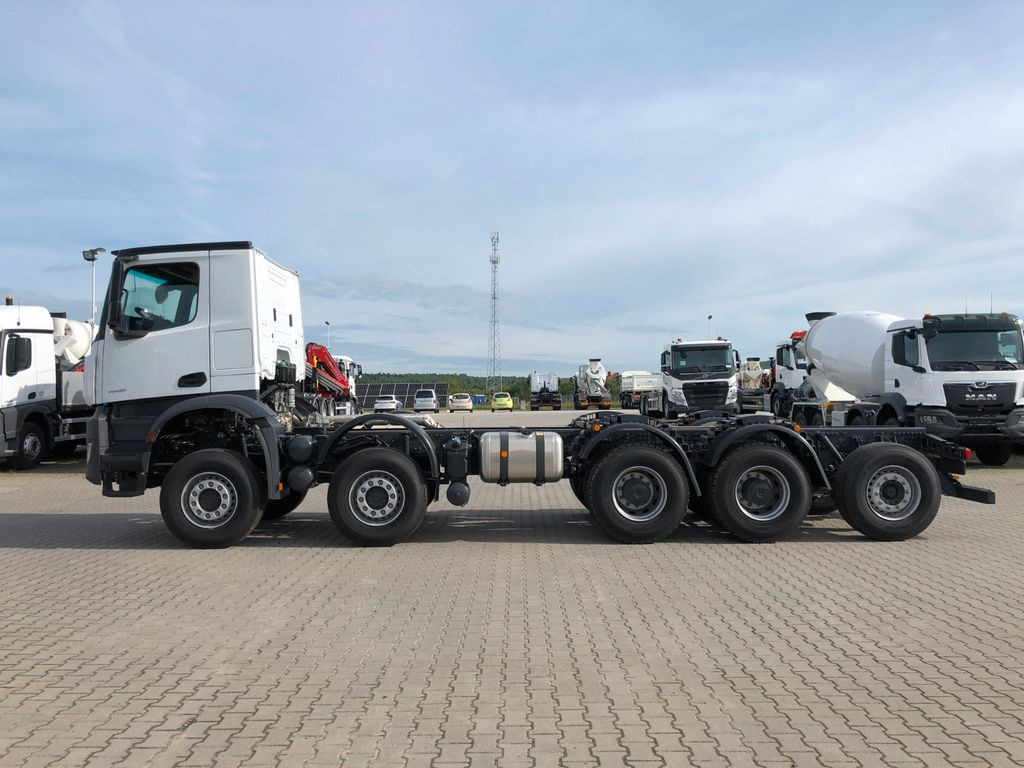 Mercedes-Benz AROCS 4451 10x4 - Cab chassis truck: picture 5 Mercedes-Benz AROCS 4451 10x4 - Cab chassis truck: picture 5