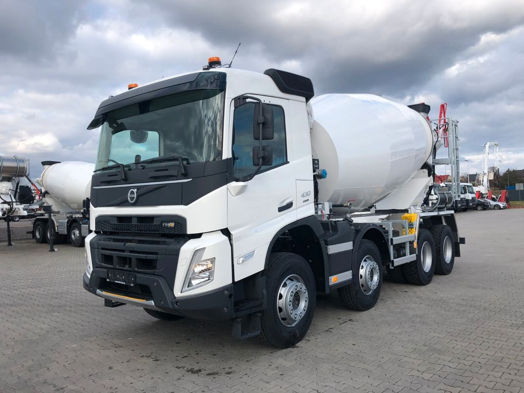 Volvo FMX 430 8X4 FML 10 M3 - Concrete mixer truck: picture 2 Volvo FMX 430 8X4 FML 10 M3 - Concrete mixer truck: picture 2