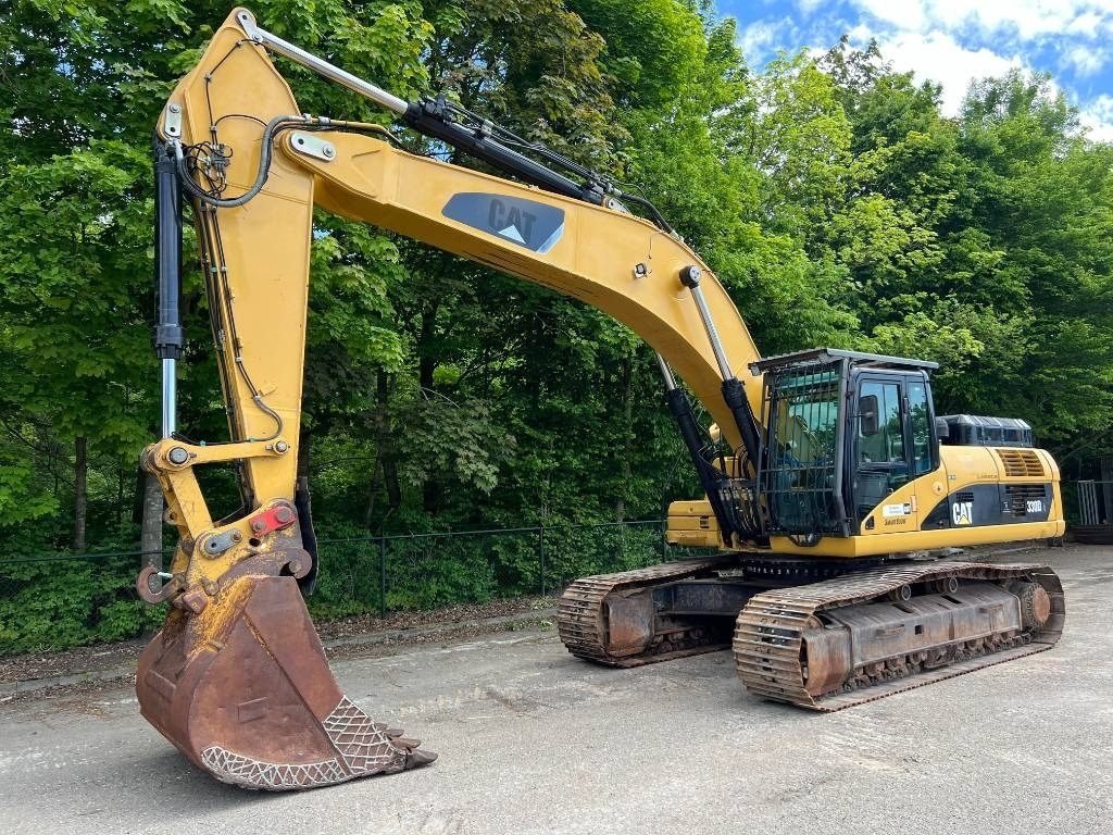 CAT 330 D from first owner with LOW hours - Crawler excavator: picture 1 CAT 330 D from first owner with LOW hours - Crawler excavator: picture 1