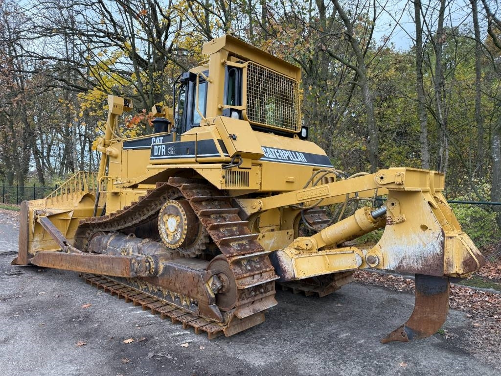 CAT D7R XR CE / LOW HOURS / TOP CONDITION - Bulldozer: picture 3 CAT D7R XR CE / LOW HOURS / TOP CONDITION - Bulldozer: picture 3