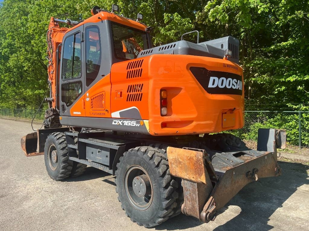 Doosan DX 165 W-5 - Wheel excavator: picture 3 Doosan DX 165 W-5 - Wheel excavator: picture 3