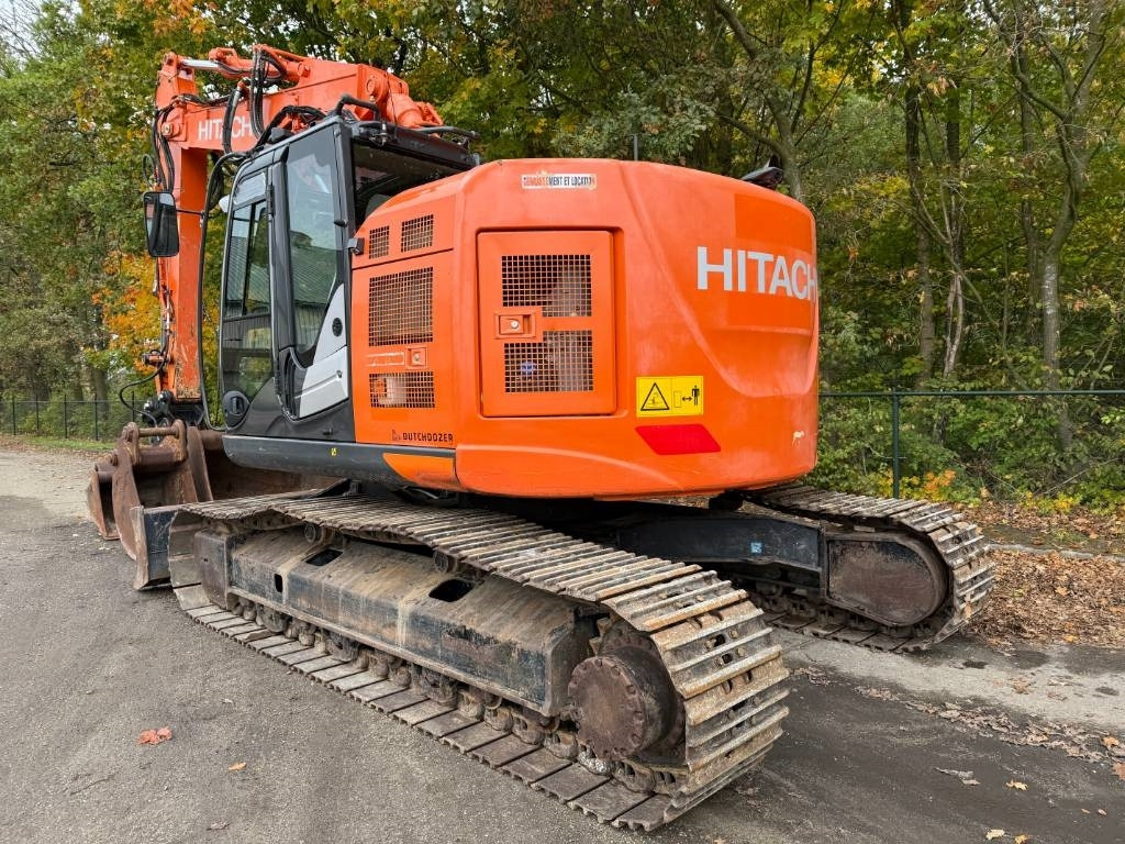 Hitachi ZX225 US LC-6 - Crawler excavator: picture 3 Hitachi ZX225 US LC-6 - Crawler excavator: picture 3