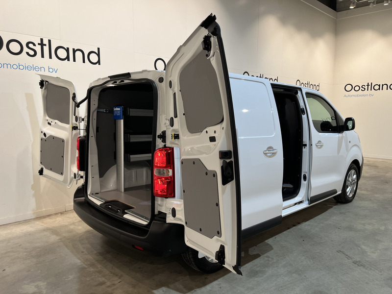 Opel Vivaro-e L2 75 kWh Servicebus / Sortimo Inrichting / 100% elektrisch !! / Airco / Cruise Control / CarPlay / Camera / Navigatie / 3-Zits / 3.800 KM !! - Small van, Electric van: picture 2 Opel Vivaro-e L2 75 kWh Servicebus / Sortimo Inrichting / 100% elektrisch !! / Airco / Cruise Control / CarPlay / Camera / Navigatie / 3-Zits / 3.800 KM !! - Small van, Electric van: picture 2