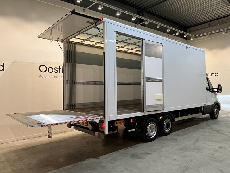 Iveco Daily 35S18 3.0 BE Clixtar Automaat Bakwagen met Laadklep / Laadvermogen 3.060 KG / Euro 6 / Luchtvering / Airco / Camera / CarPlay / Cruise Control / 91.000 KM !! - Tractor unit: picture 2 Iveco Daily 35S18 3.0 BE Clixtar Automaat Bakwagen met Laadklep / Laadvermogen 3.060 KG / Euro 6 / Luchtvering / Airco / Camera / CarPlay / Cruise Control / 91.000 KM !! - Tractor unit: picture 2