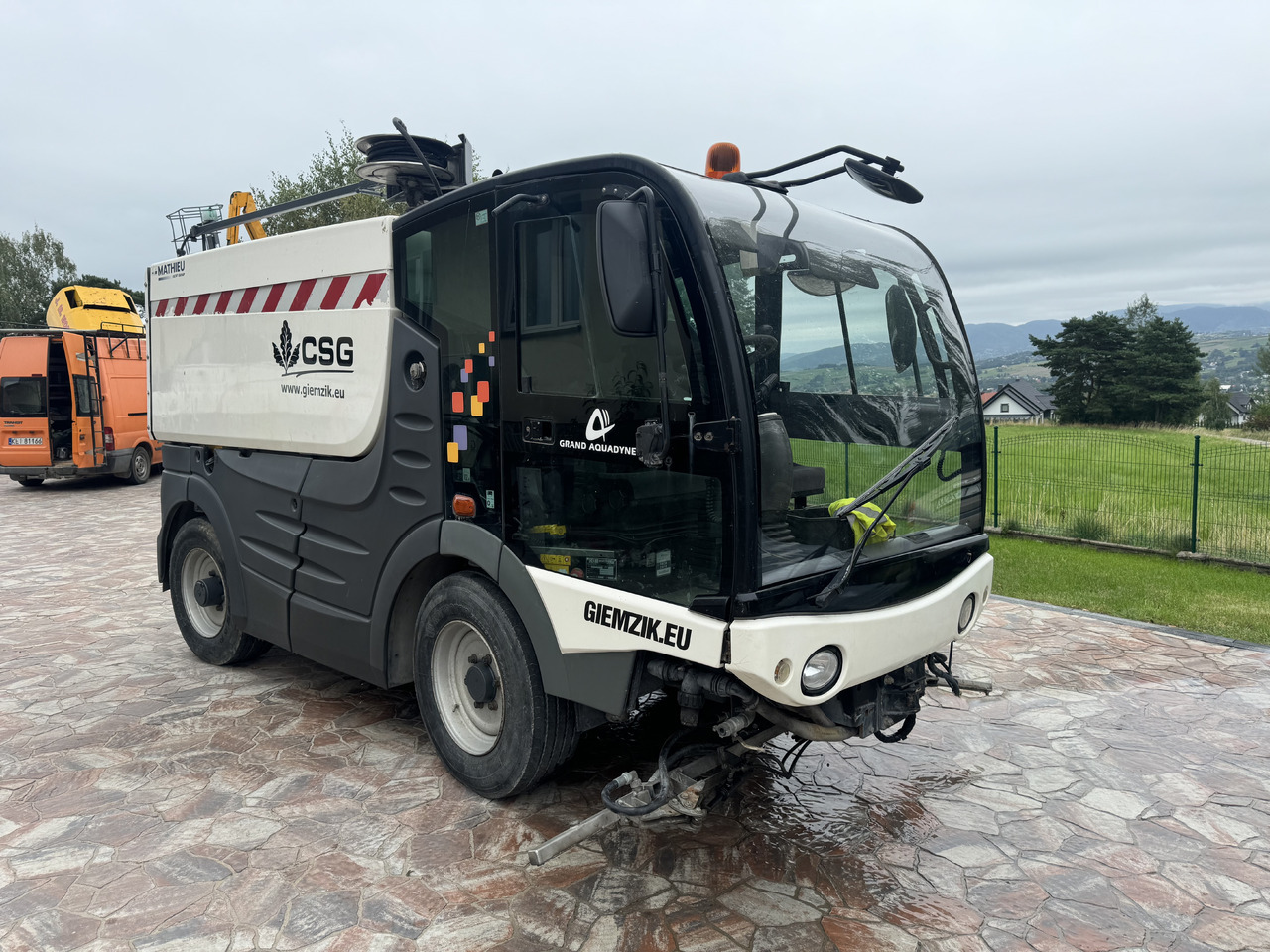 MATHIEU Grand Aquadyne 4000 water truck sprayer HP washer - Road sweeper: picture 1 MATHIEU Grand Aquadyne 4000 water truck sprayer HP washer - Road sweeper: picture 1