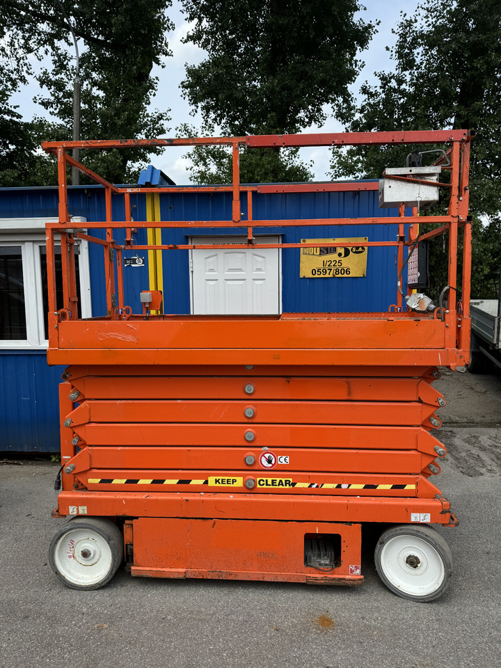 SKYJACK SJIII 4740 SJIII4740 14m - Scissor lift: picture 1 SKYJACK SJIII 4740 SJIII4740 14m - Scissor lift: picture 1