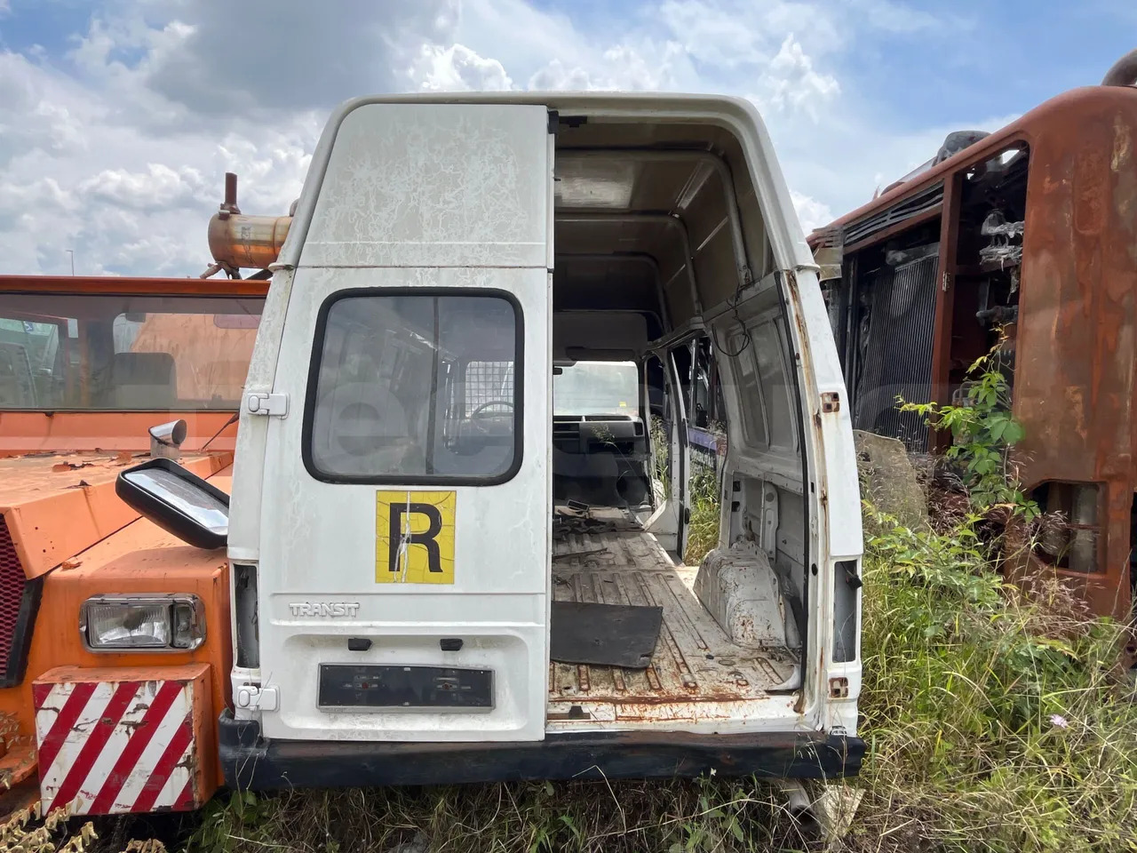Ford Transit - Minibus, Passenger van: picture 1 Ford Transit - Minibus, Passenger van: picture 1