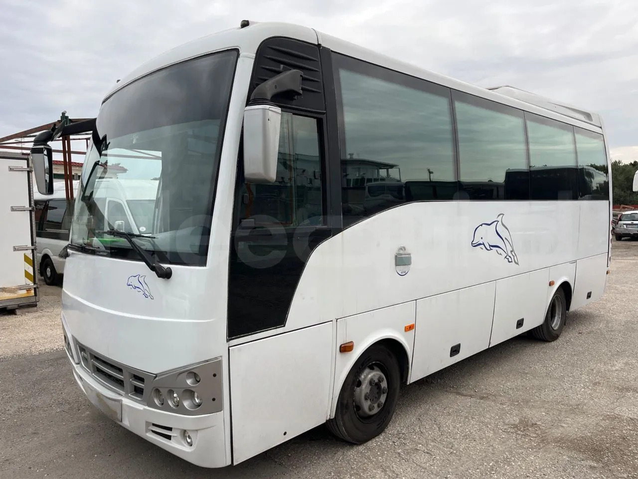 Isuzu Turquoise - Coach: picture 4 Isuzu Turquoise - Coach: picture 4