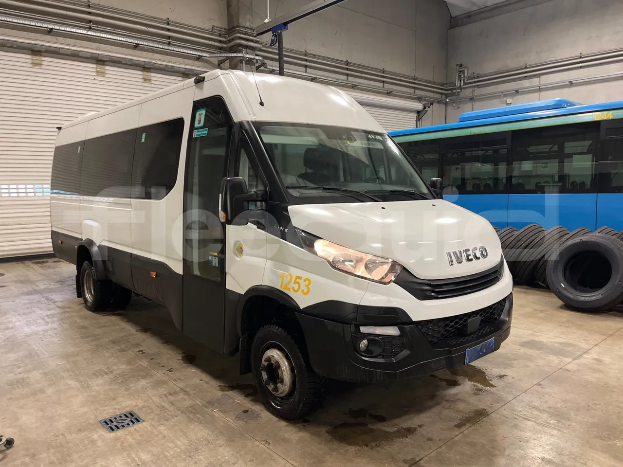 Iveco Daily - Minibus, Passenger van: picture 1 Iveco Daily - Minibus, Passenger van: picture 1