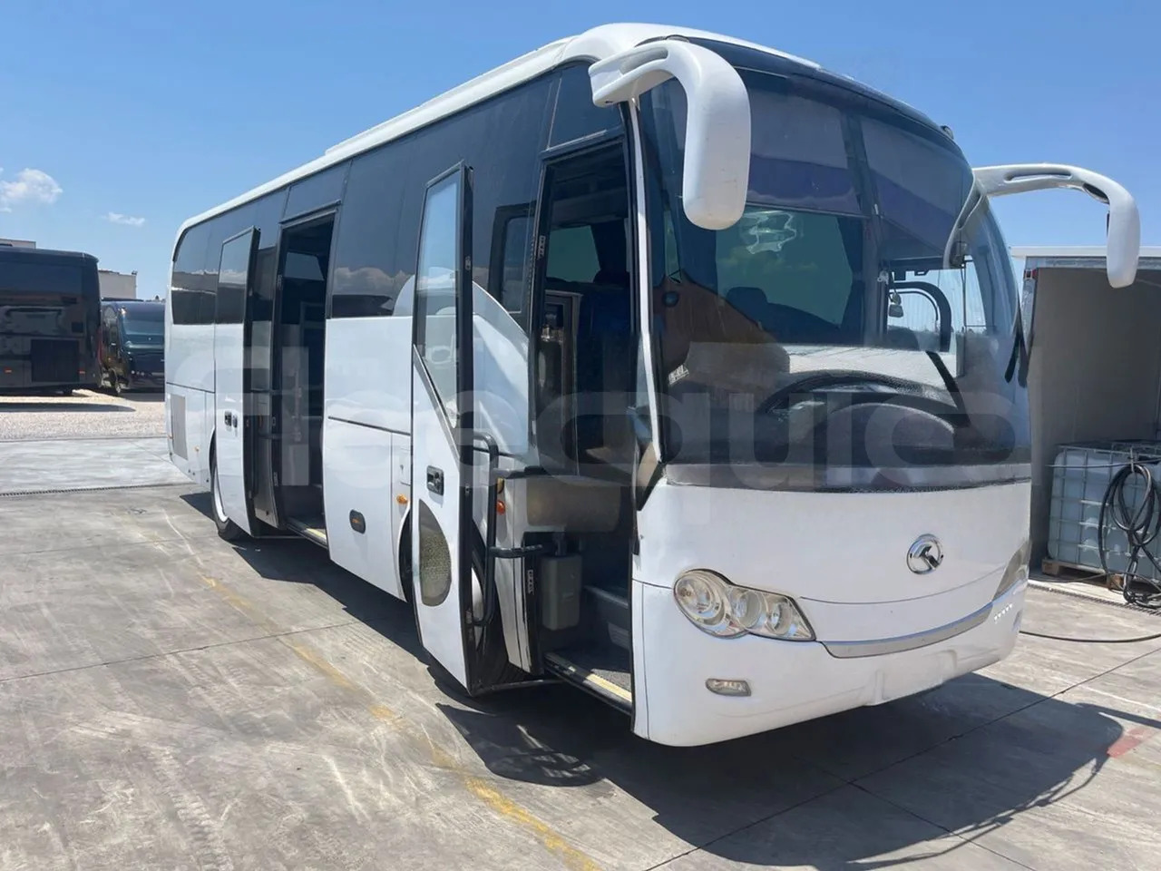 King Long XMQ6900 - Coach: picture 1 King Long XMQ6900 - Coach: picture 1