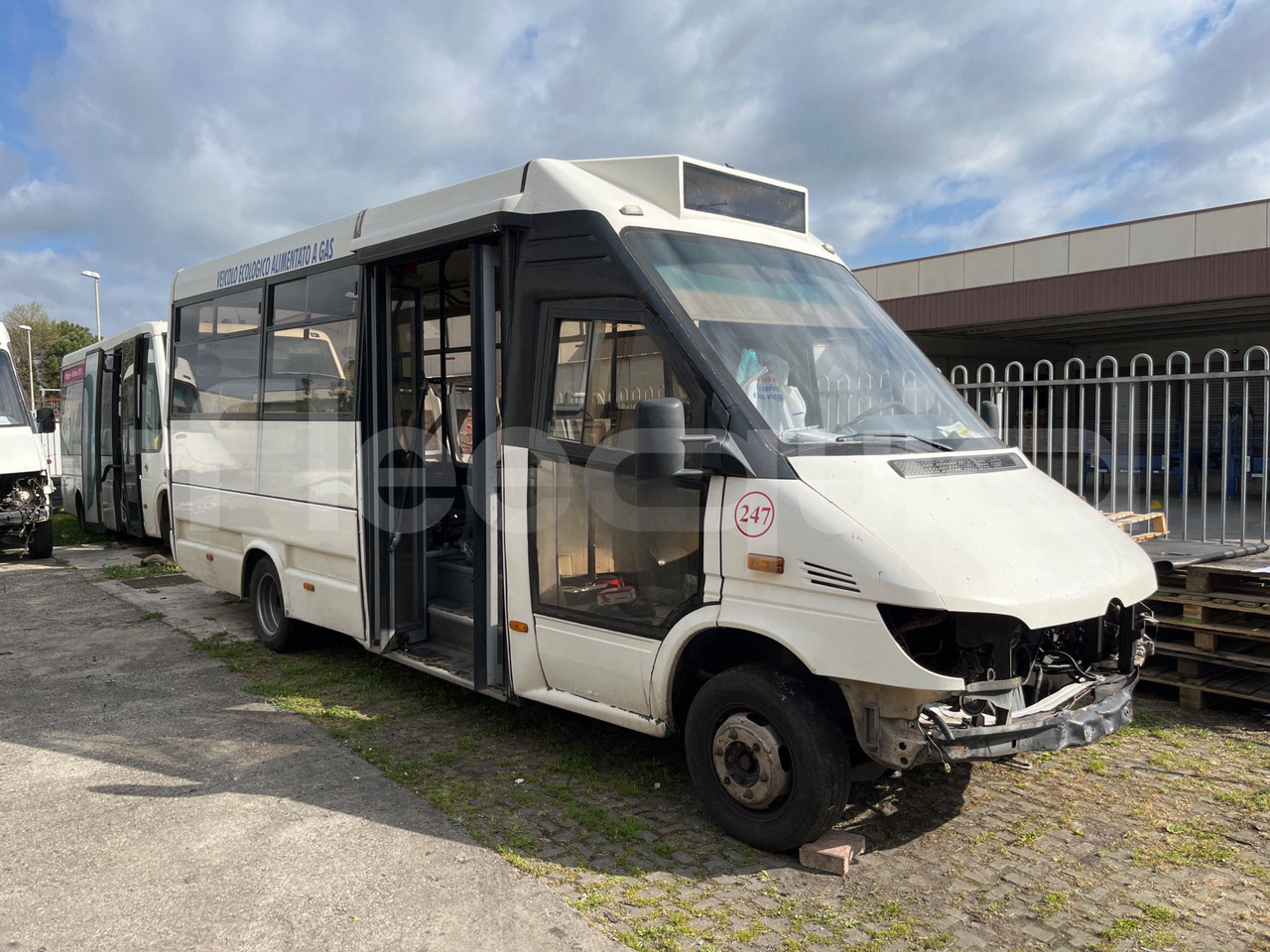 Mercedes-Benz 414T - Minibus, Passenger van: picture 1 Mercedes-Benz 414T - Minibus, Passenger van: picture 1