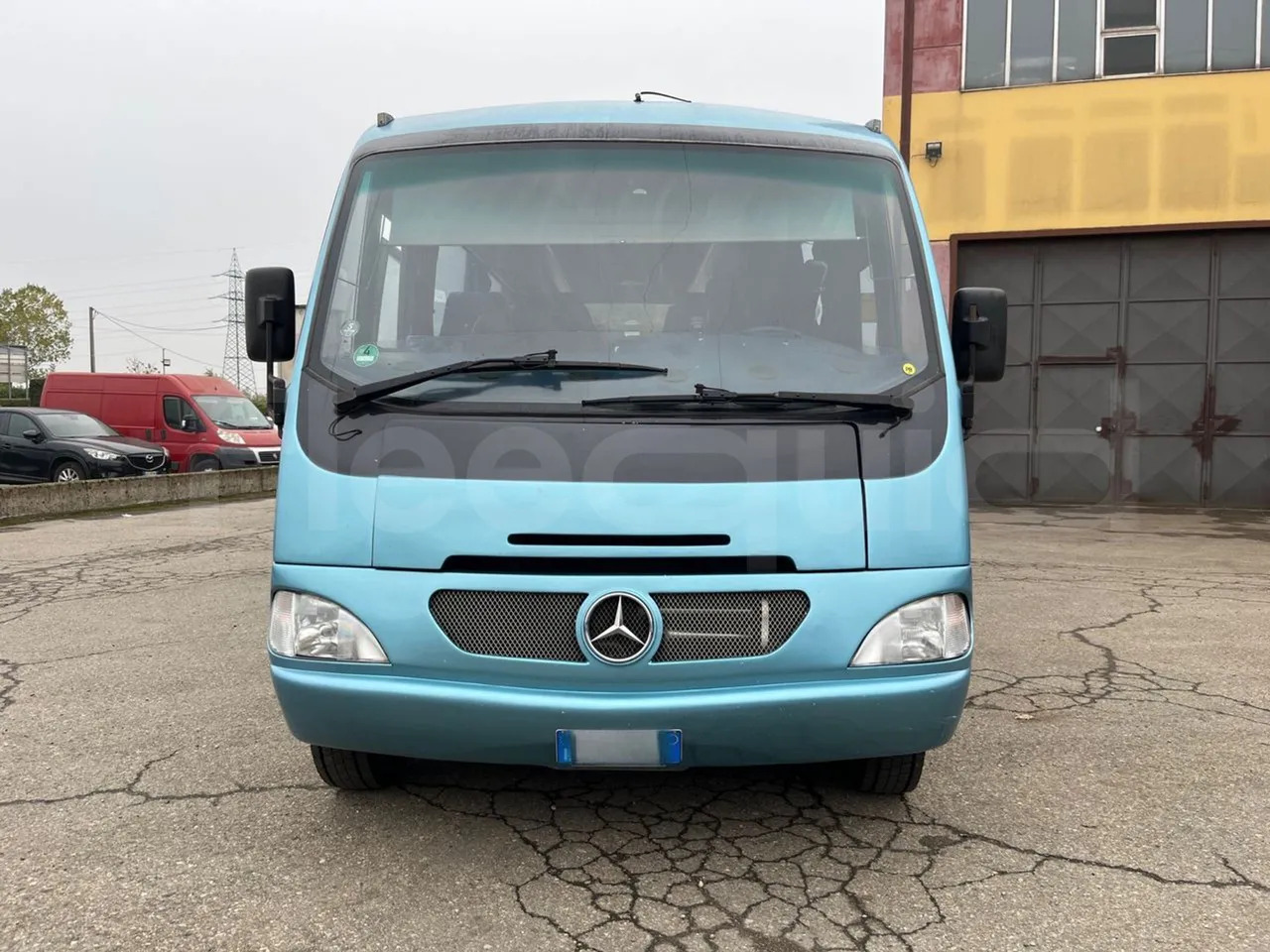 Mercedes-Benz Beluga - Coach: picture 2 Mercedes-Benz Beluga - Coach: picture 2