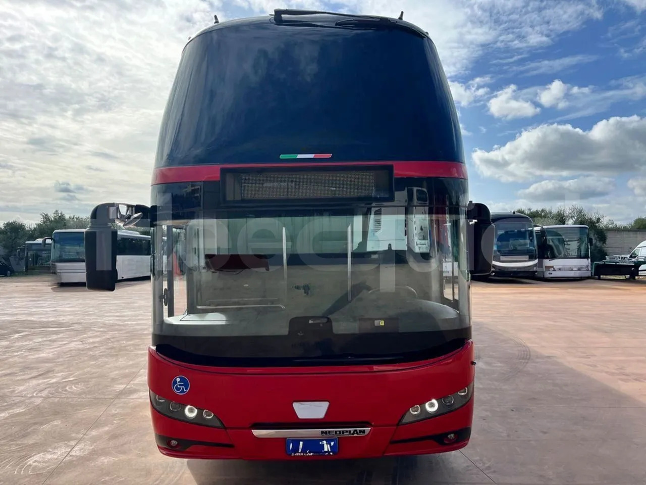 Neoplan Skyliner - Coach: picture 2 Neoplan Skyliner - Coach: picture 2