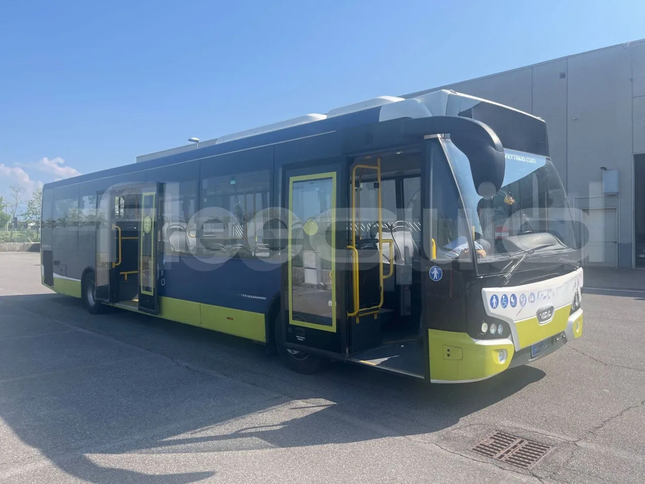 VDL Bus & Coach Citea LLE-120/255 - City bus: picture 1 VDL Bus & Coach Citea LLE-120/255 - City bus: picture 1