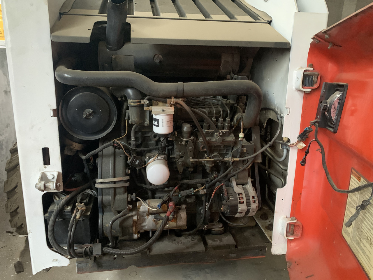 BOBCAT S300 - Skid steer loader: picture 5 BOBCAT S300 - Skid steer loader: picture 5