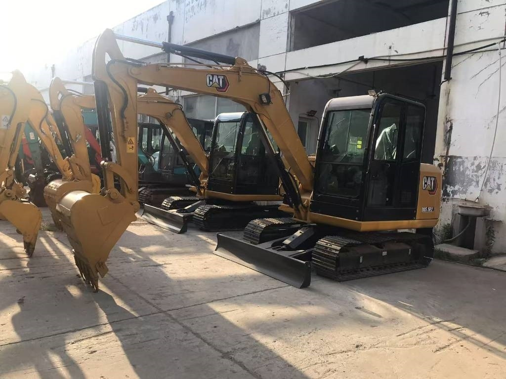 CAT 305.5E2 - Crawler excavator: picture 1 CAT 305.5E2 - Crawler excavator: picture 1