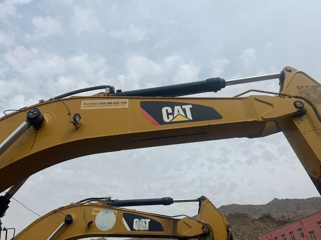 CAT 340 - Crawler excavator: picture 4 CAT 340 - Crawler excavator: picture 4