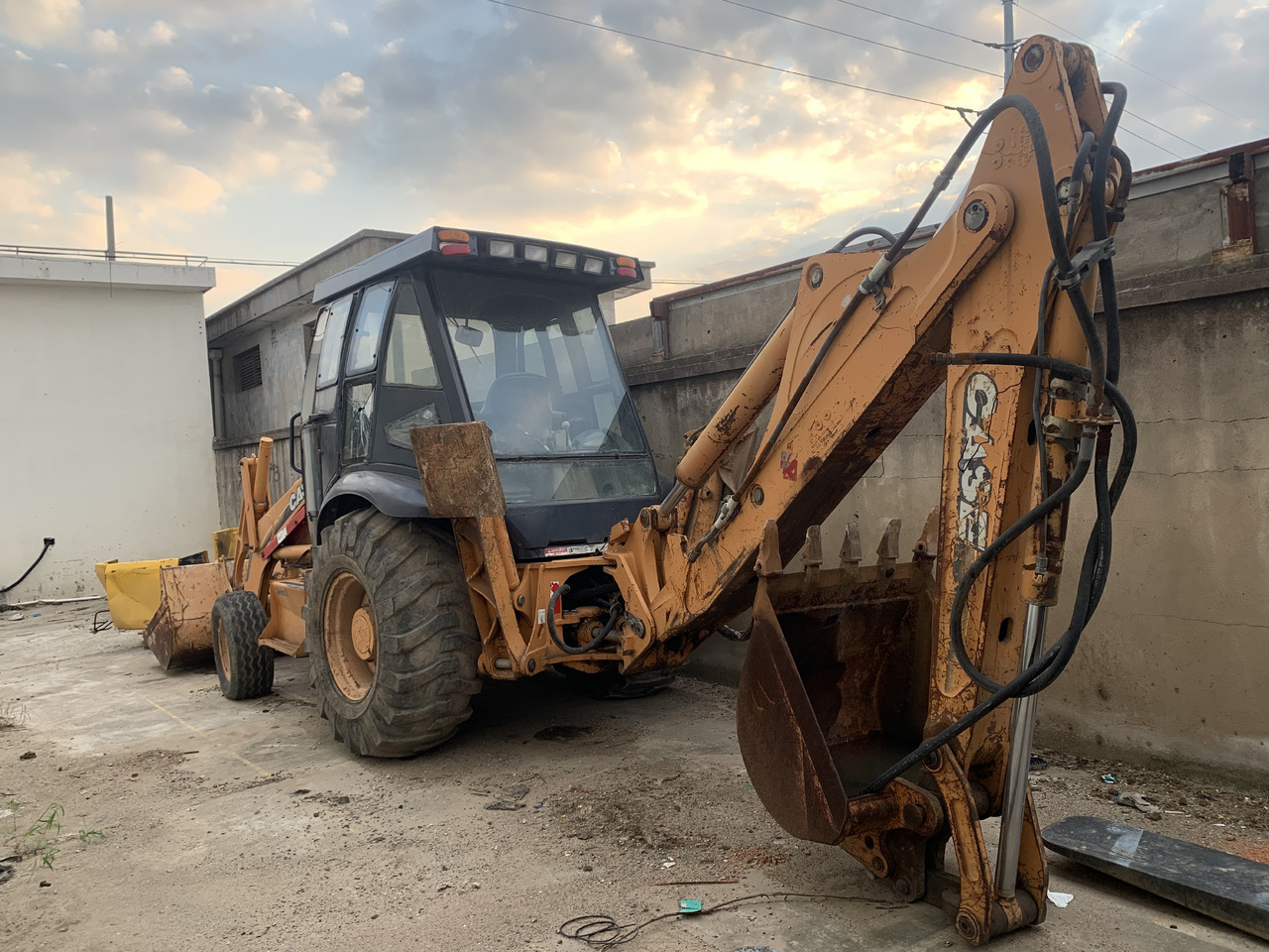 Case Case 580M - Backhoe loader: picture 3 Case Case 580M - Backhoe loader: picture 3