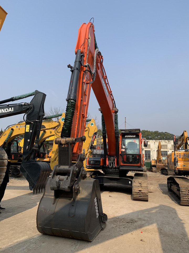 DOOSAN DX300LC-9C - Wheel excavator: picture 2 DOOSAN DX300LC-9C - Wheel excavator: picture 2