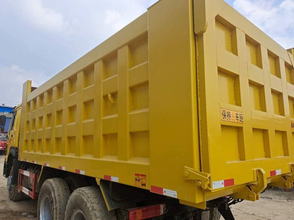 Howo 6X4  - Tipper: picture 4 Howo 6X4  - Tipper: picture 4