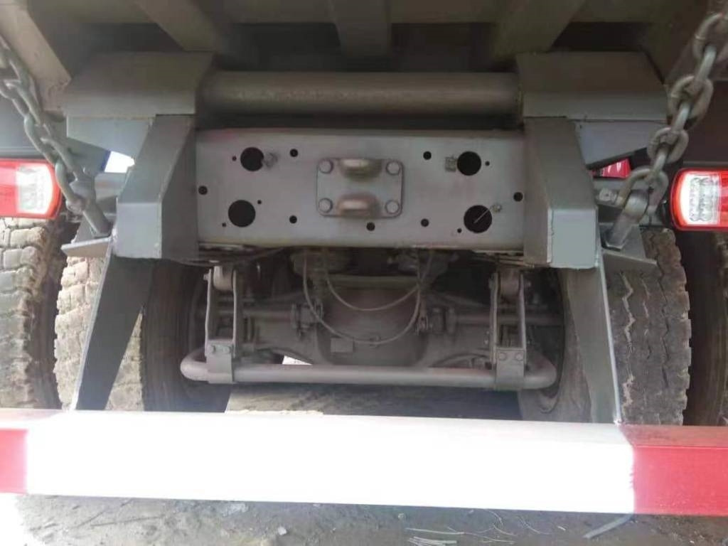 Howo 6X4 on lease Howo 6X4: picture 6 Howo 6X4 on lease Howo 6X4: picture 6