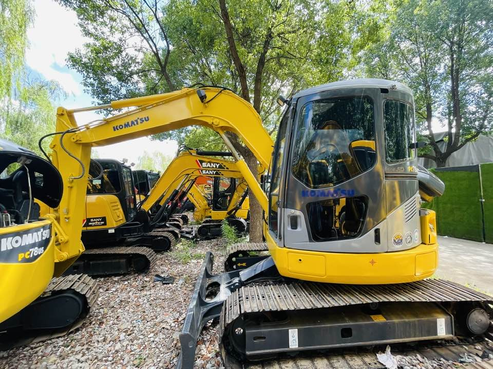 Komatsu PC78US-11 - Mini excavator: picture 1 Komatsu PC78US-11 - Mini excavator: picture 1