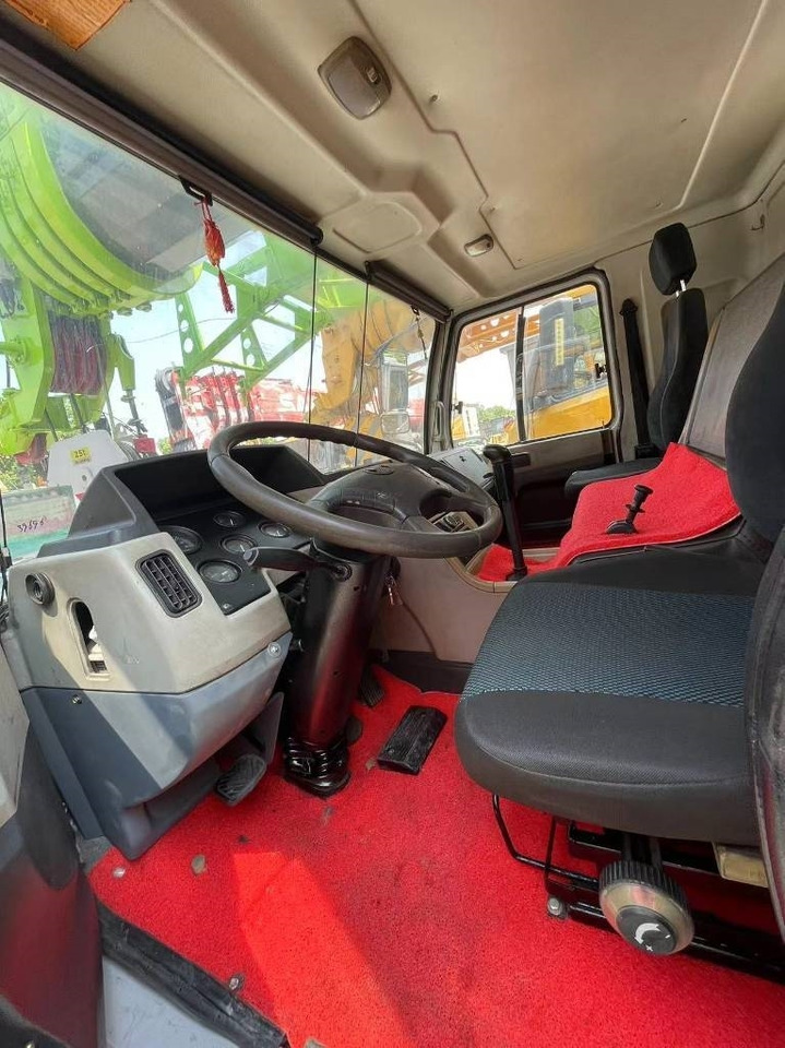 Zoomlion ZTC251V  - Mobile crane: picture 4 Zoomlion ZTC251V  - Mobile crane: picture 4