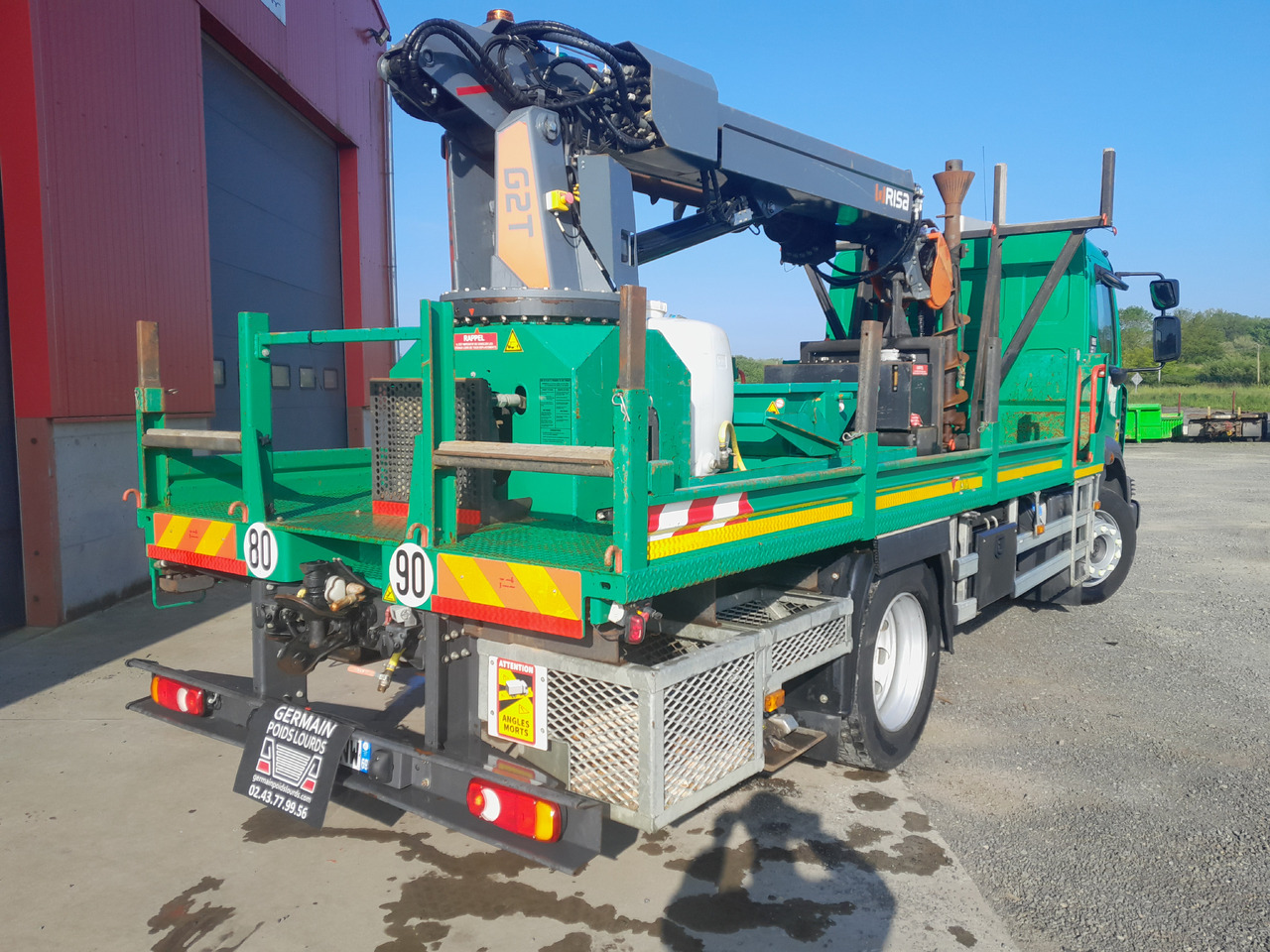 RENAULT D250 - Crane truck: picture 3 RENAULT D250 - Crane truck: picture 3