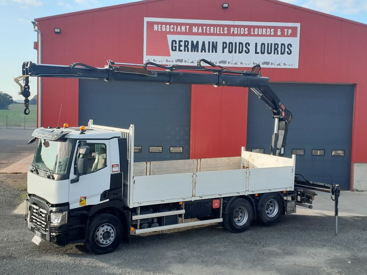 Renault C380 6x2 DTI11 6x2 Standard platform Truck - Dropside/ Flatbed truck, Crane truck: picture 1 Renault C380 6x2 DTI11 6x2 Standard platform Truck - Dropside/ Flatbed truck, Crane truck: picture 1