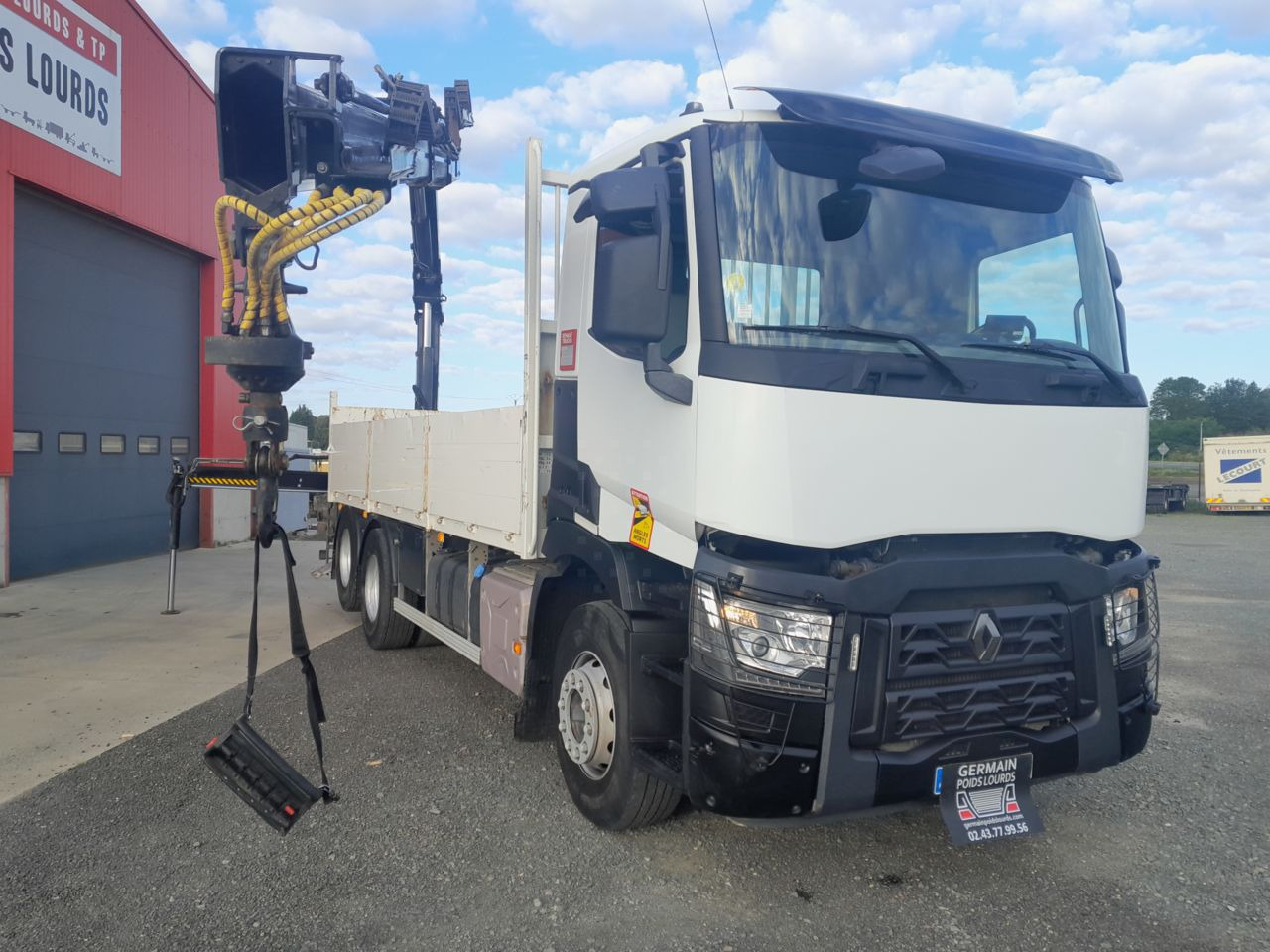 Renault C380 6x2 DTI11 6x2 Standard platform Truck - Dropside/ Flatbed truck, Crane truck: picture 2 Renault C380 6x2 DTI11 6x2 Standard platform Truck - Dropside/ Flatbed truck, Crane truck: picture 2