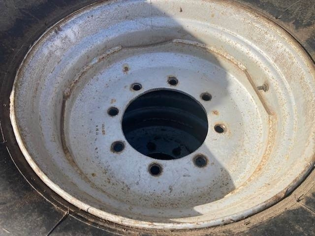 425/65-22,5 KOMPLET  - Tire for Agricultural machinery: picture 2 425/65-22,5 KOMPLET  - Tire for Agricultural machinery: picture 2