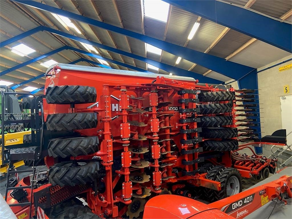 Kuhn ESPRO 6000RC MIX - Combine seed drill: picture 1 Kuhn ESPRO 6000RC MIX - Combine seed drill: picture 1
