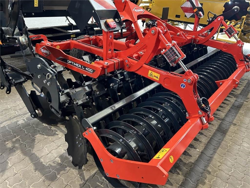 Kuhn OPTIMER L 400 - Disc harrow: picture 3 Kuhn OPTIMER L 400 - Disc harrow: picture 3