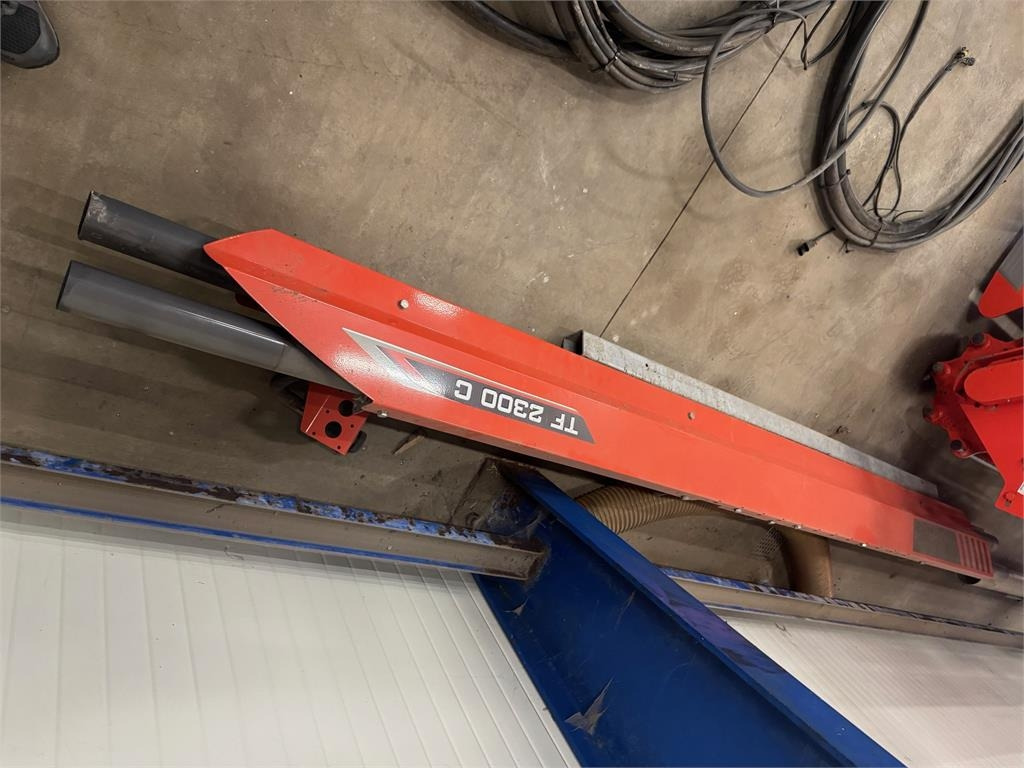 Kuhn TF 2300 C ISOBUS - Tank: picture 4 Kuhn TF 2300 C ISOBUS - Tank: picture 4