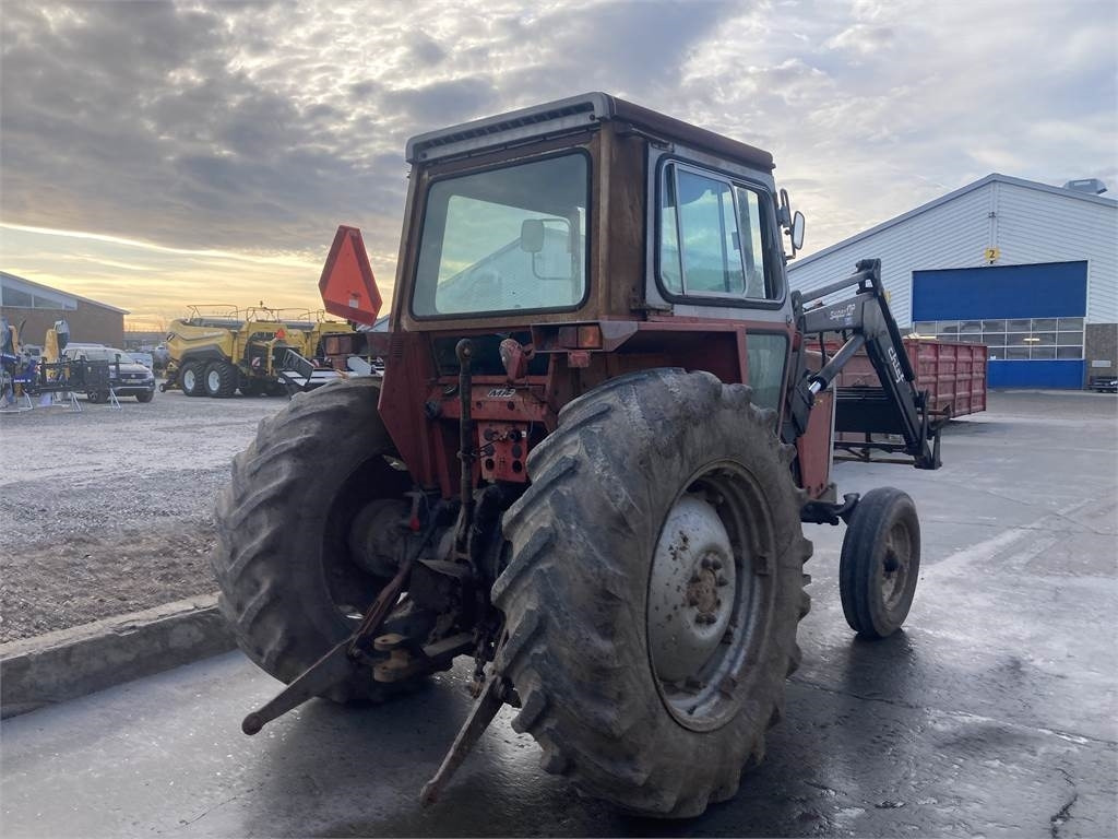 Massey Ferguson 590-2WD - Farm tractor: picture 5 Massey Ferguson 590-2WD - Farm tractor: picture 5