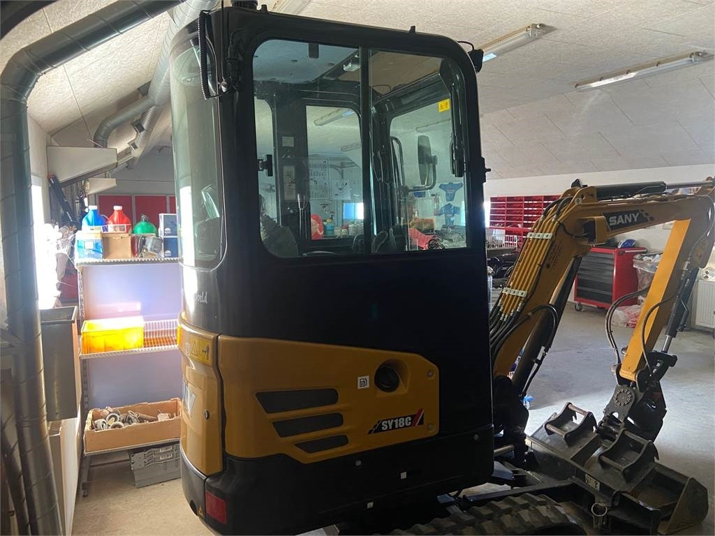 Sany SY18C - Mini excavator: picture 3 Sany SY18C - Mini excavator: picture 3