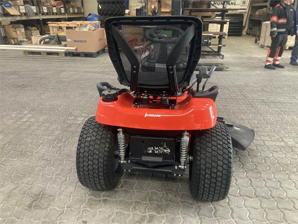 Simplicity BROADMOOR 26HK - Mower: picture 4 Simplicity BROADMOOR 26HK - Mower: picture 4