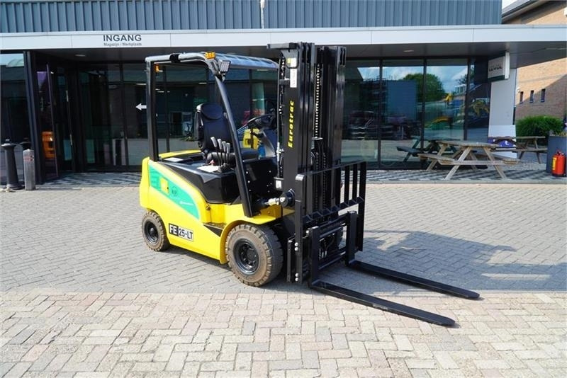 Eurotrac EL TRUCK - Electric forklift: picture 5 Eurotrac EL TRUCK - Electric forklift: picture 5