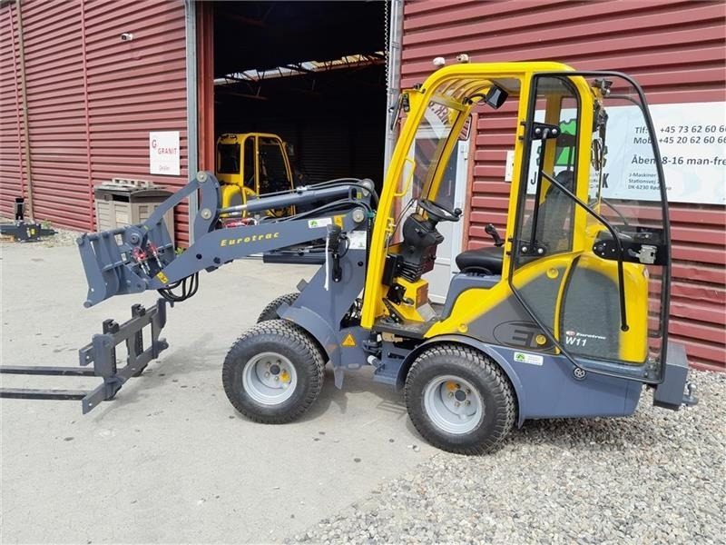Eurotrac W11 - Compact loader: picture 2 Eurotrac W11 - Compact loader: picture 2