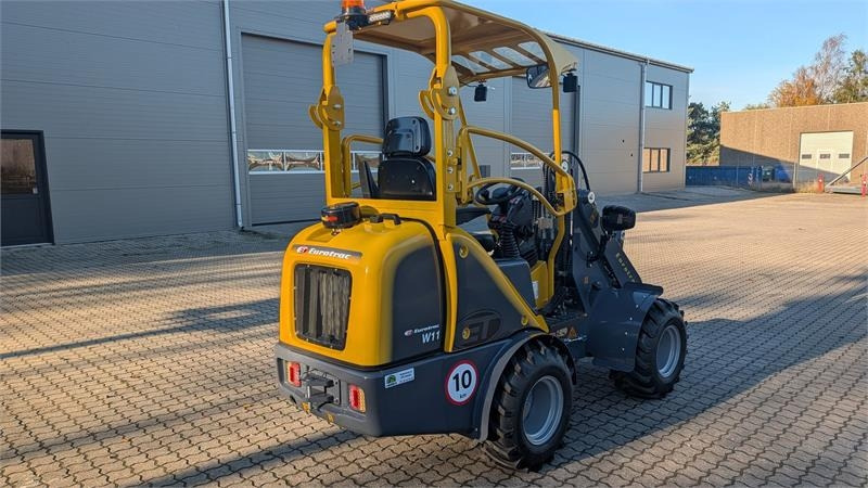 Eurotrac W11 - Compact loader: picture 5 Eurotrac W11 - Compact loader: picture 5