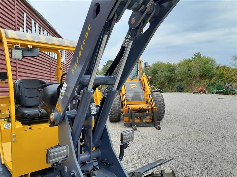 Compact loader Eurotrac W12 F XL: picture 13
