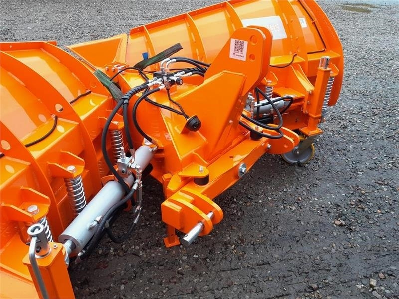 Snow plough for Agricultural machinery Inter-Tech 3,60 meters Proff: picture 8