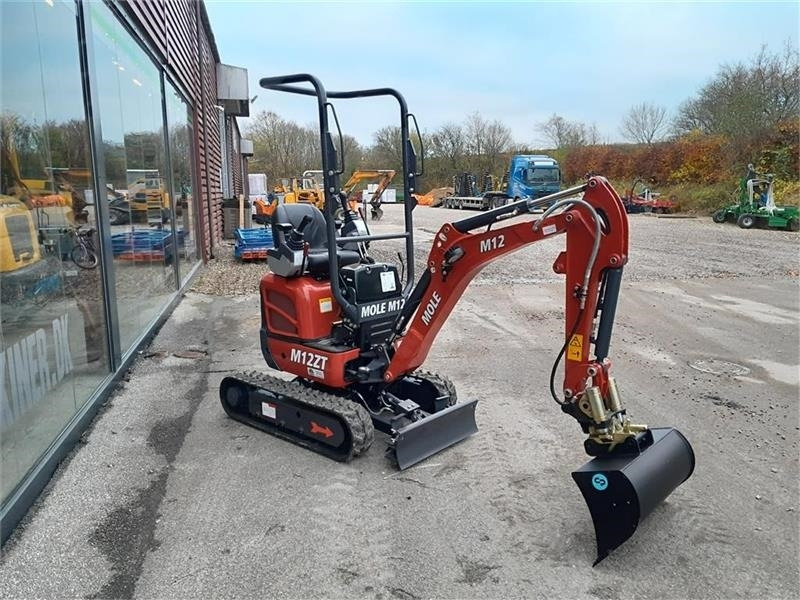 Mole M12 1250 kg graver - Mini excavator: picture 1 Mole M12 1250 kg graver - Mini excavator: picture 1