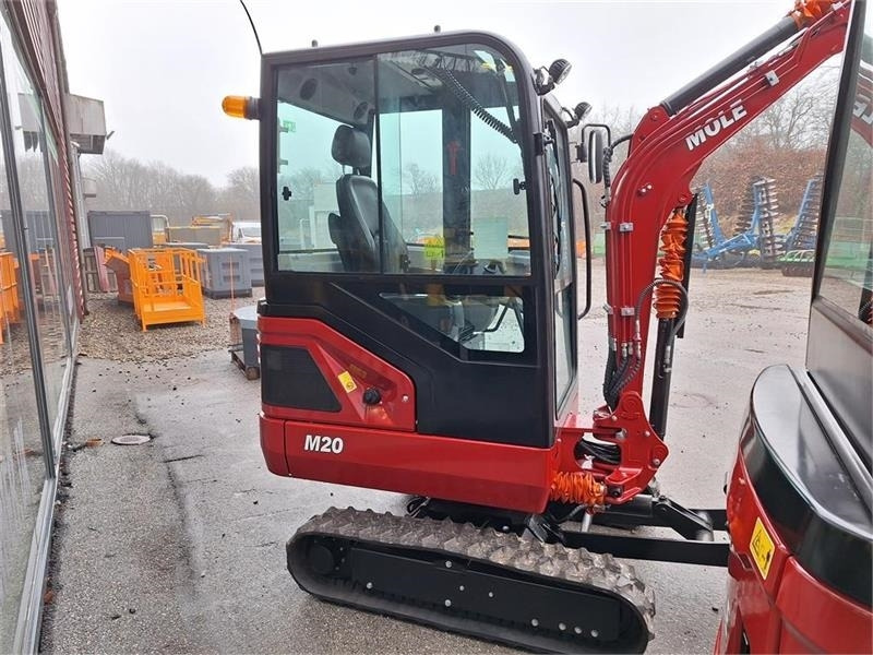 Mole M20 - Mini excavator: picture 2 Mole M20 - Mini excavator: picture 2