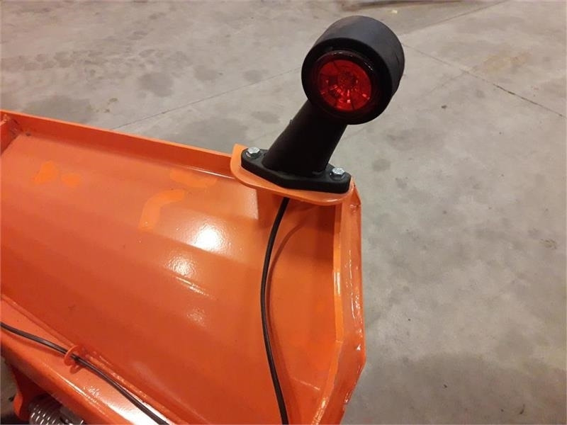 Sigma Pro G101 - Snow plough for Agricultural machinery: picture 3 Sigma Pro G101 - Snow plough for Agricultural machinery: picture 3