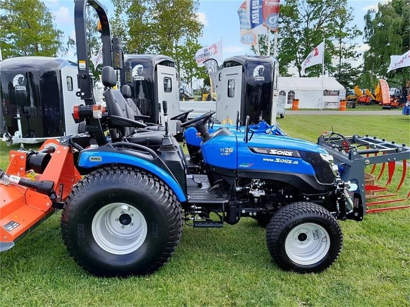 Solis 26 hst frontlift - Municipal tractor: picture 3 Solis 26 hst frontlift - Municipal tractor: picture 3