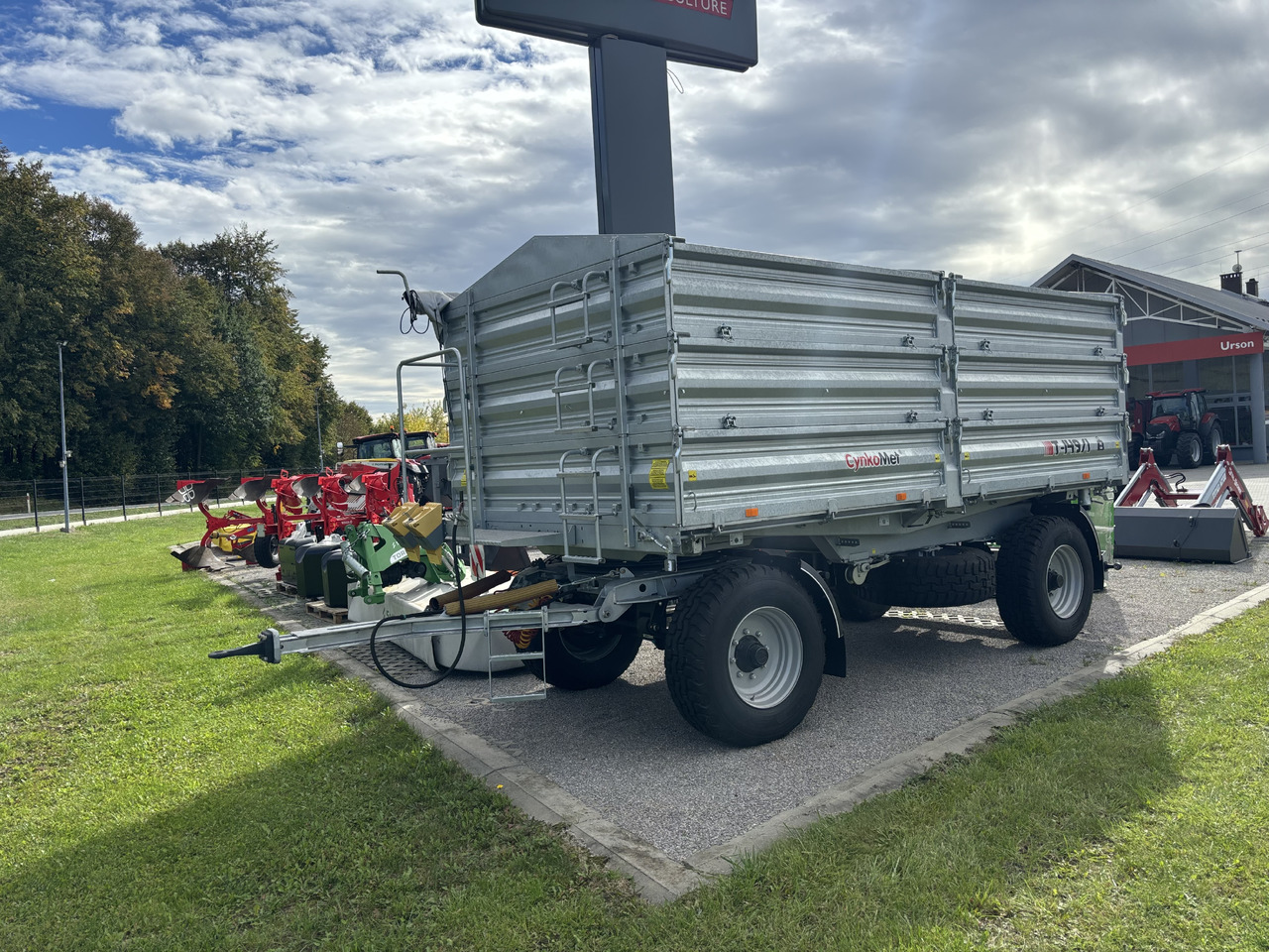 Cynkomet T 149/1 14T - Farm tipping trailer/ Dumper: picture 3 Cynkomet T 149/1 14T - Farm tipping trailer/ Dumper: picture 3