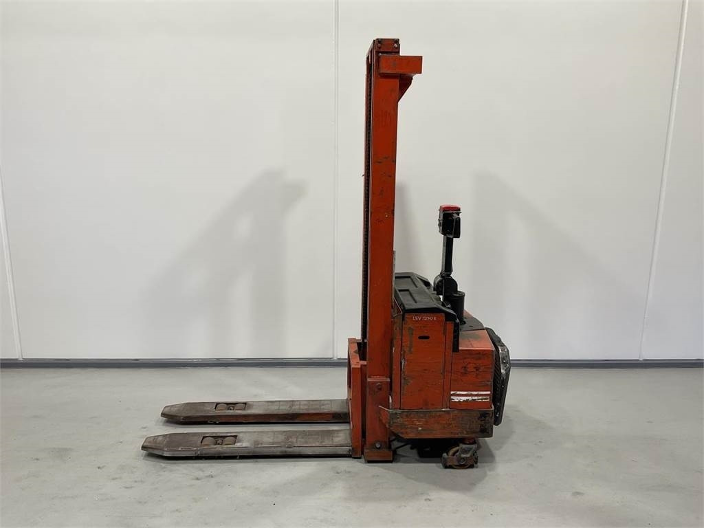 BT LSV 1250 E/10 - Stacker: picture 3 BT LSV 1250 E/10 - Stacker: picture 3