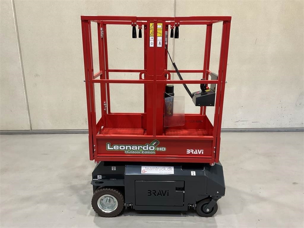 Bravi LUI HD - LEONARDO HD - Vertical mast lift: picture 1 Bravi LUI HD - LEONARDO HD - Vertical mast lift: picture 1